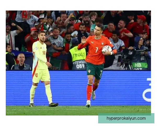 菲戈欧洲杯表现稳健，帮助葡萄牙在小组赛阶段取得关键积分。