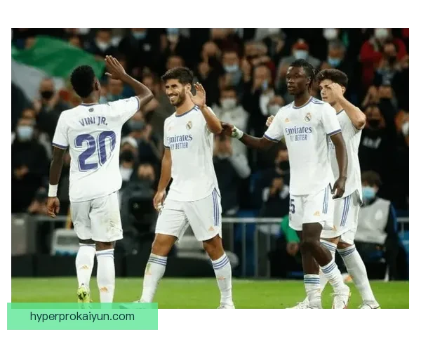 卡马文加近期表现稳健，中场统治趋势逐渐显现