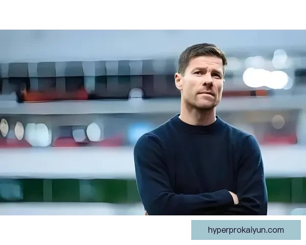 阿隆索在拜仁的生涯亮点与表现持续提升,展现出强大竞争力 阿隆索在拜仁的生涯亮点与表现持续提升,展现出强大竞争力